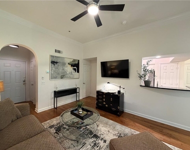 3777 Peachtree Road Ne - Photo Thumbnail 4