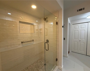 3777 Peachtree Road Ne - Photo Thumbnail 15