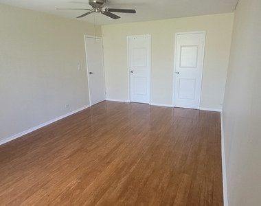 1515 E Central Road - Photo Thumbnail 17