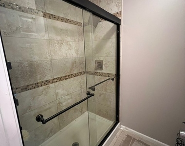109 Holmes Way - Photo Thumbnail 8