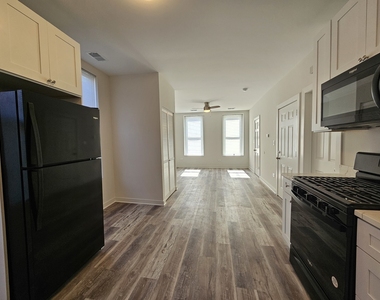 2216 W 21st Place - Photo Thumbnail 14
