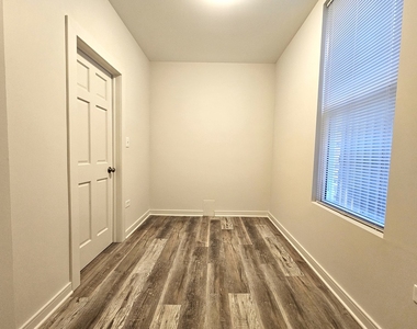2216 W 21st Place - Photo Thumbnail 20