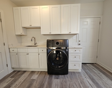 2216 W 21st Place - Photo Thumbnail 13