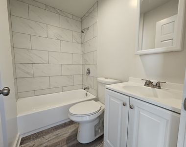 2216 W 21st Place - Photo Thumbnail 16