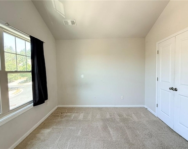 1033 Haley Woods Lane - Photo Thumbnail 20