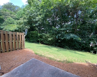677 Kenridge Drive - Photo Thumbnail 32