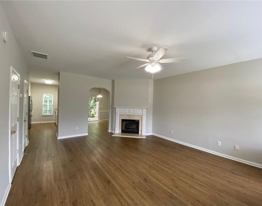 677 Kenridge Drive - Photo Thumbnail 9