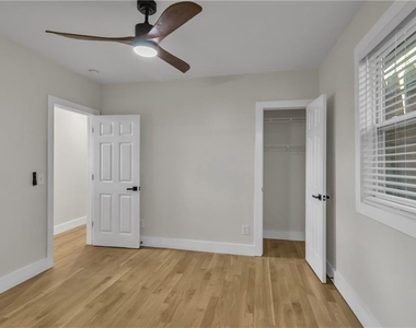 575 Martin Street Se - Photo Thumbnail 14