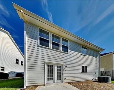 3118 Farmstead Court - Photo Thumbnail 20