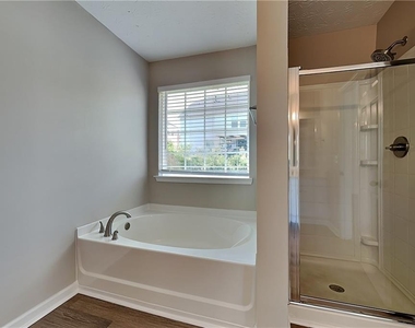 3118 Farmstead Court - Photo Thumbnail 10