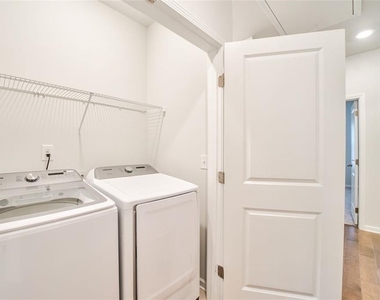 2510 Great Silver Fir Alley - Photo Thumbnail 18