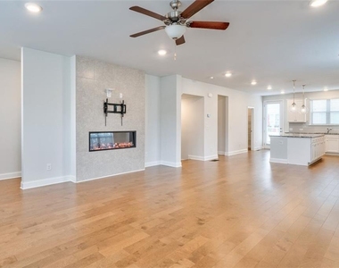 2510 Great Silver Fir Alley - Photo Thumbnail 8