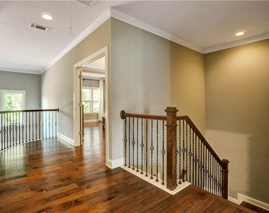 633 Leland Parkway - Photo Thumbnail 19