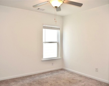 541 Ruths Drive - Photo Thumbnail 29