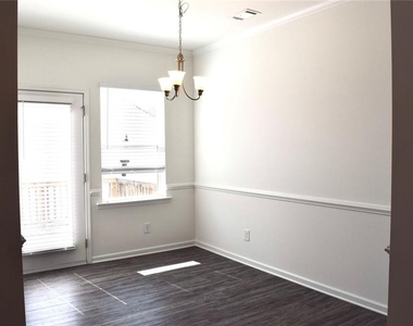 541 Ruths Drive - Photo Thumbnail 7