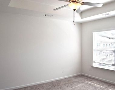 541 Ruths Drive - Photo Thumbnail 23