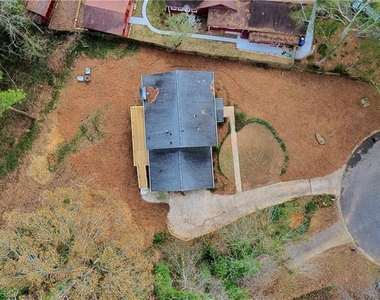 1610 Old Mill Crossing - Photo Thumbnail 38