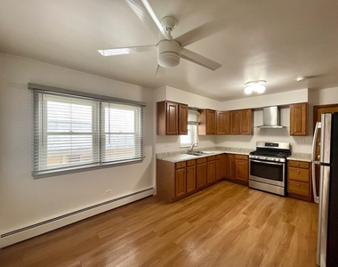 1225 Marengo Avenue - Photo Thumbnail 10