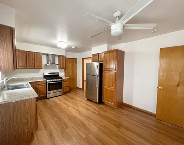 1225 Marengo Avenue - Photo Thumbnail 11