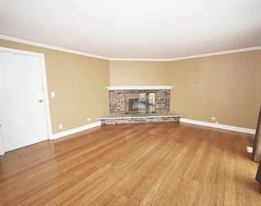 503 Case Court - Photo Thumbnail 3