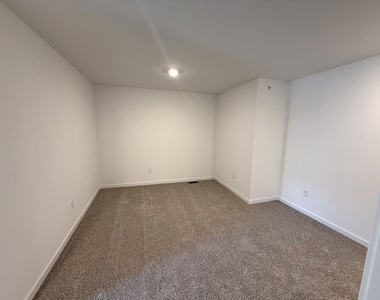 3173 Grande Trail - Photo Thumbnail 15