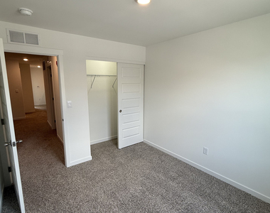 3173 Grande Trail - Photo Thumbnail 24