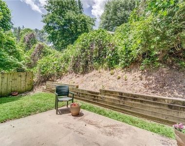 224 W Marietta Street - Photo Thumbnail 20