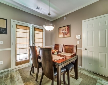 224 W Marietta Street - Photo Thumbnail 4