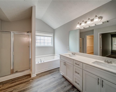 132 Diamond Ridge Avenue - Photo Thumbnail 28