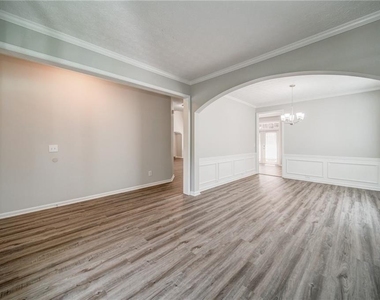 132 Diamond Ridge Avenue - Photo Thumbnail 6