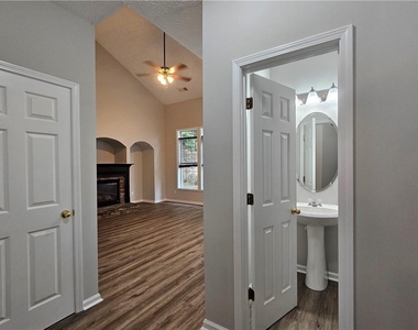 132 Diamond Ridge Avenue - Photo Thumbnail 5