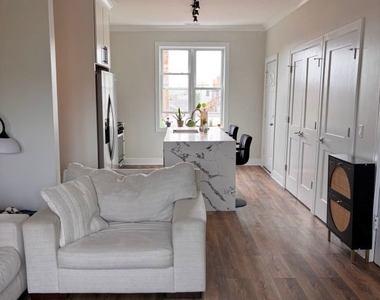 3651 W 25th Street - Photo Thumbnail 2