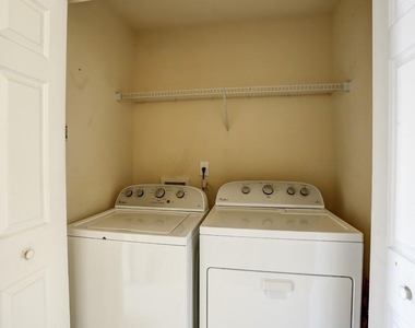 5624 Moresby Court - Photo Thumbnail 13