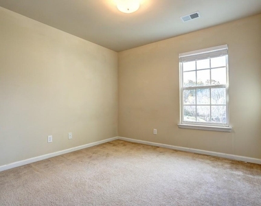 5624 Moresby Court - Photo Thumbnail 20