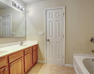 5624 Moresby Court - Photo Thumbnail 19
