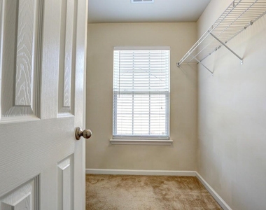 5624 Moresby Court - Photo Thumbnail 16