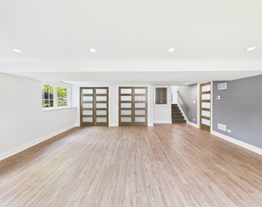 201 E Olive Avenue - Photo Thumbnail 52