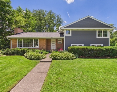 201 E Olive Avenue - Photo Thumbnail 1