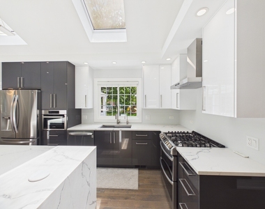 201 E Olive Avenue - Photo Thumbnail 21