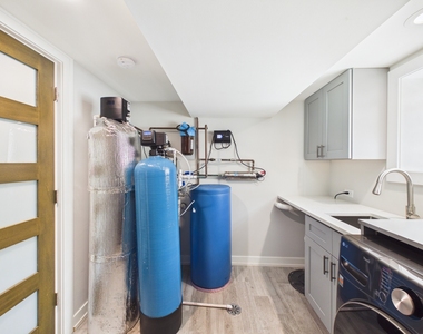 201 E Olive Avenue - Photo Thumbnail 56
