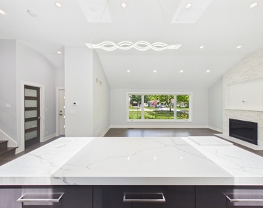201 E Olive Avenue - Photo Thumbnail 24