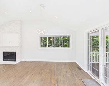 201 E Olive Avenue - Photo Thumbnail 17