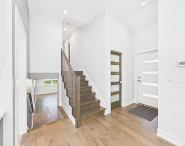 201 E Olive Avenue - Photo Thumbnail 30