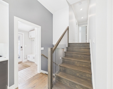 201 E Olive Avenue - Photo Thumbnail 32
