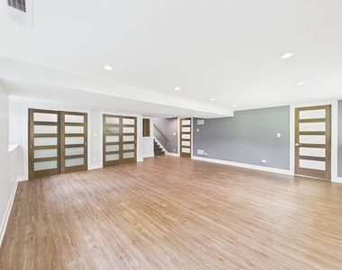 201 E Olive Avenue - Photo Thumbnail 53