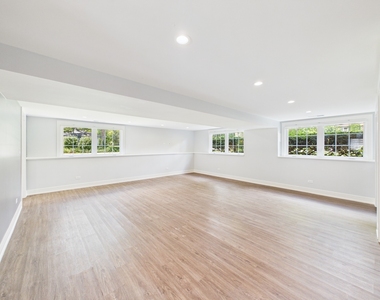 201 E Olive Avenue - Photo Thumbnail 50