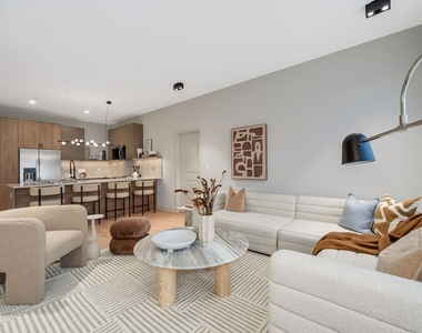 6633 N Milwaukee Avenue - Photo Thumbnail 5