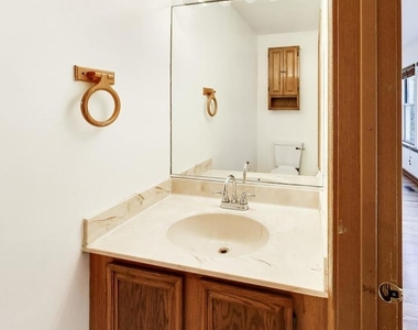 362 Chaparral Circle - Photo Thumbnail 17
