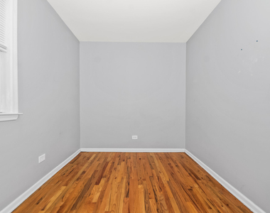1246 W Ohio Street - Photo Thumbnail 8