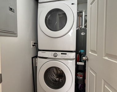 1246 W Ohio Street - Photo Thumbnail 12